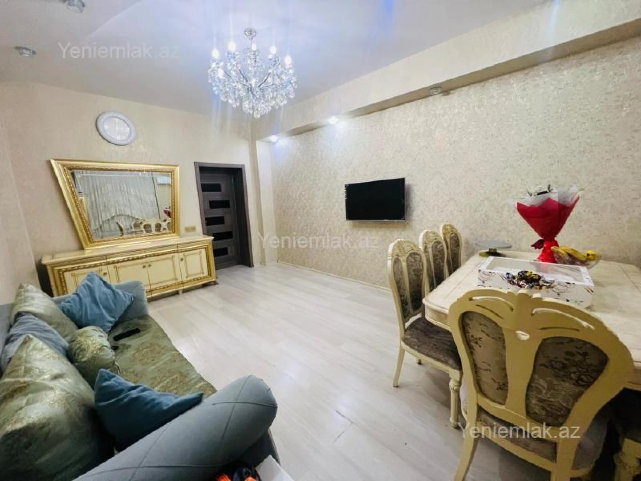 Satılır 2 otaqlı yeni tikili 72 m²