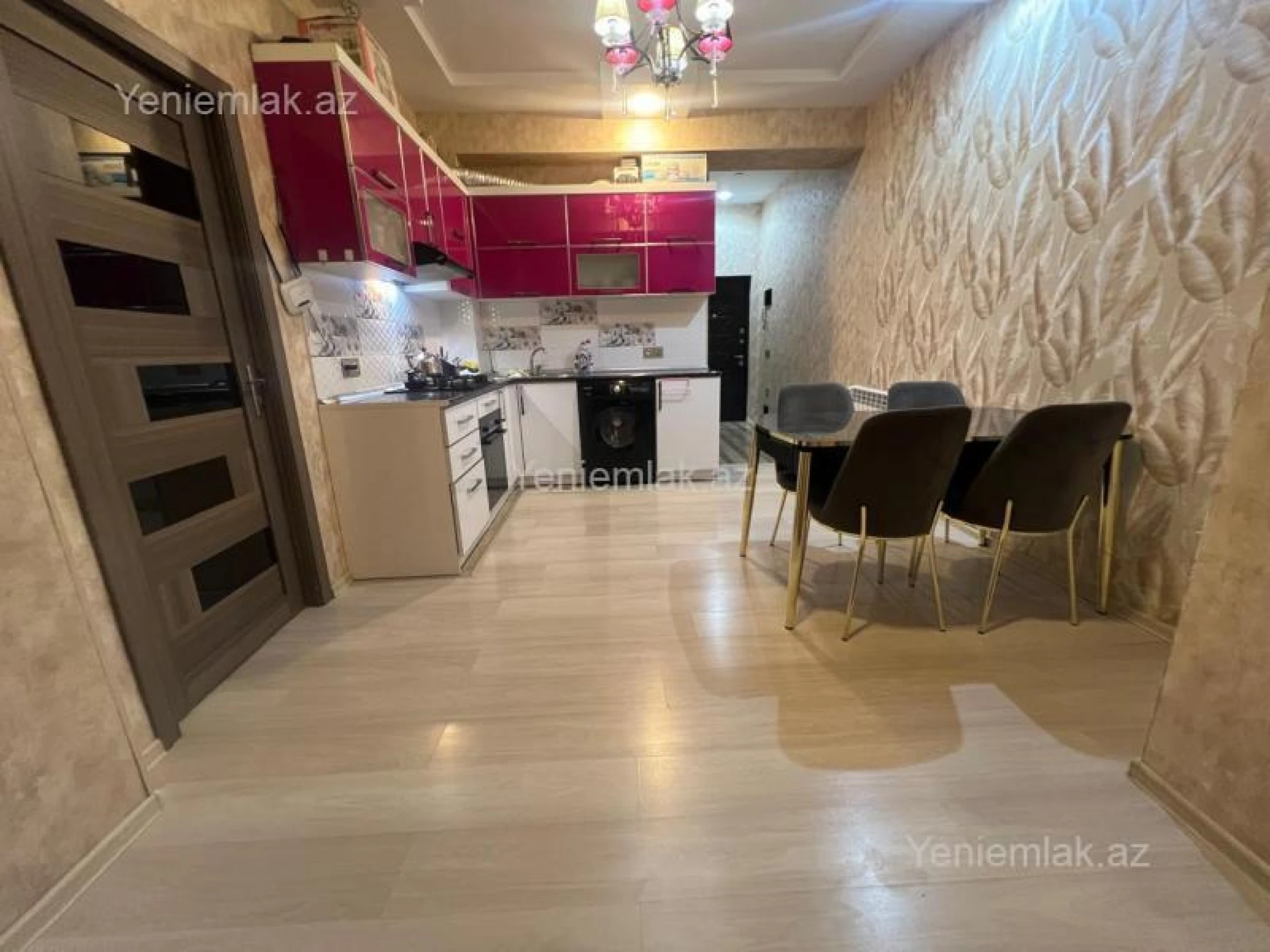 Satılır 2 otaqlı yeni tikili 72 m²