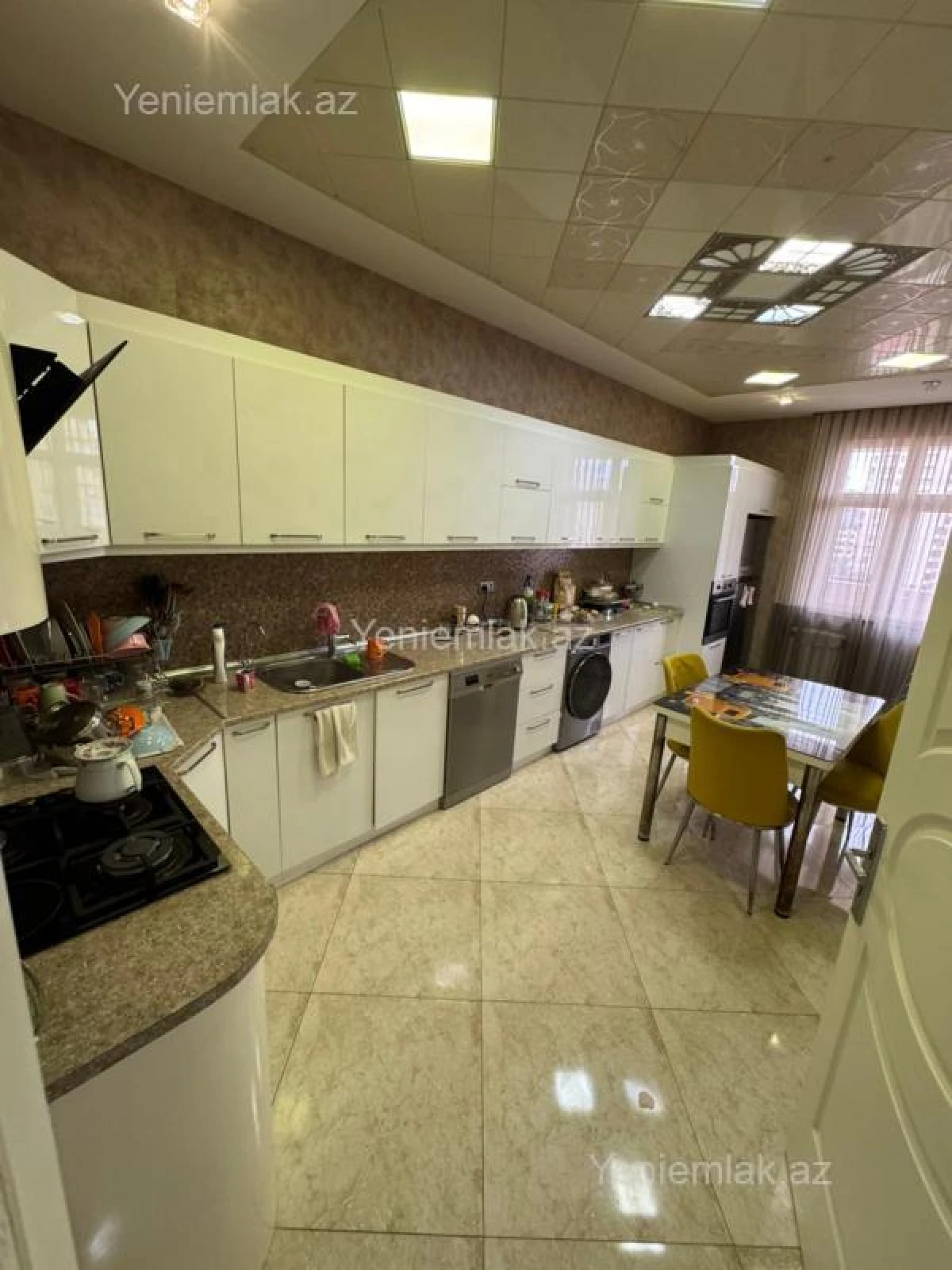 Satılır 3 otaqlı yeni tikili 127 m²