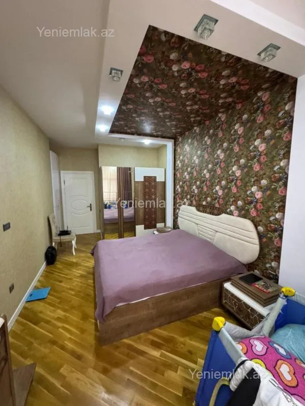 Satılır 3 otaqlı yeni tikili 127 m²