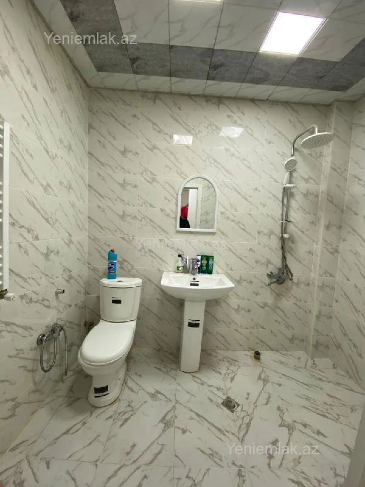 Satılır 2 otaqlı yeni tikili 70 m²