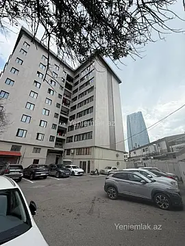 Satılır 2 otaqlı köhnə tikili 76 m²