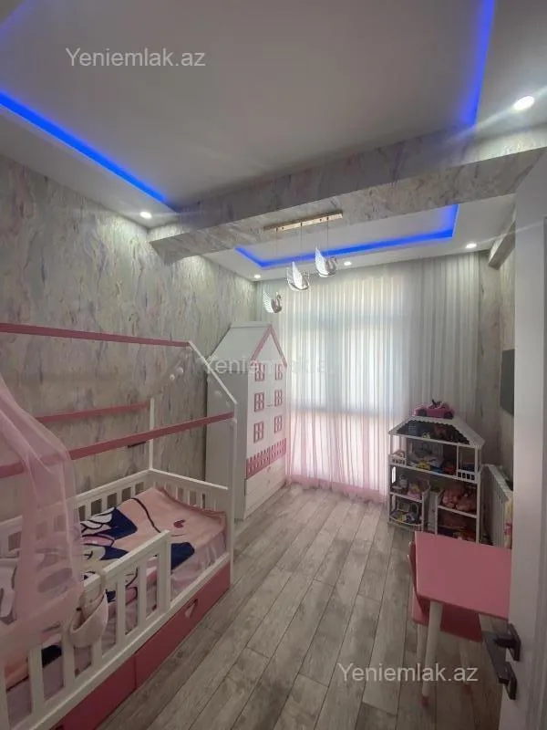 Satılır 4 otaqlı yeni tikili 127.43 m²