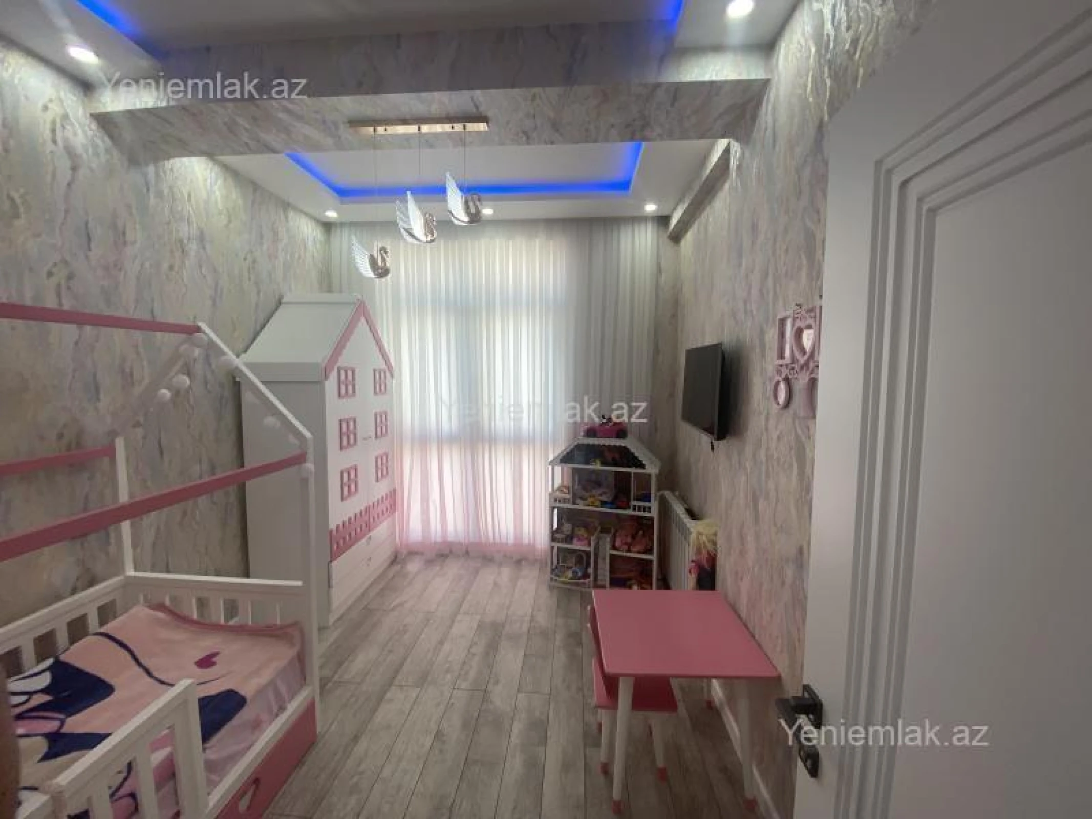 Satılır 4 otaqlı yeni tikili 127.43 m²