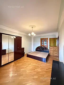 Satılır 3 otaqlı köhnə tikili 75 m²