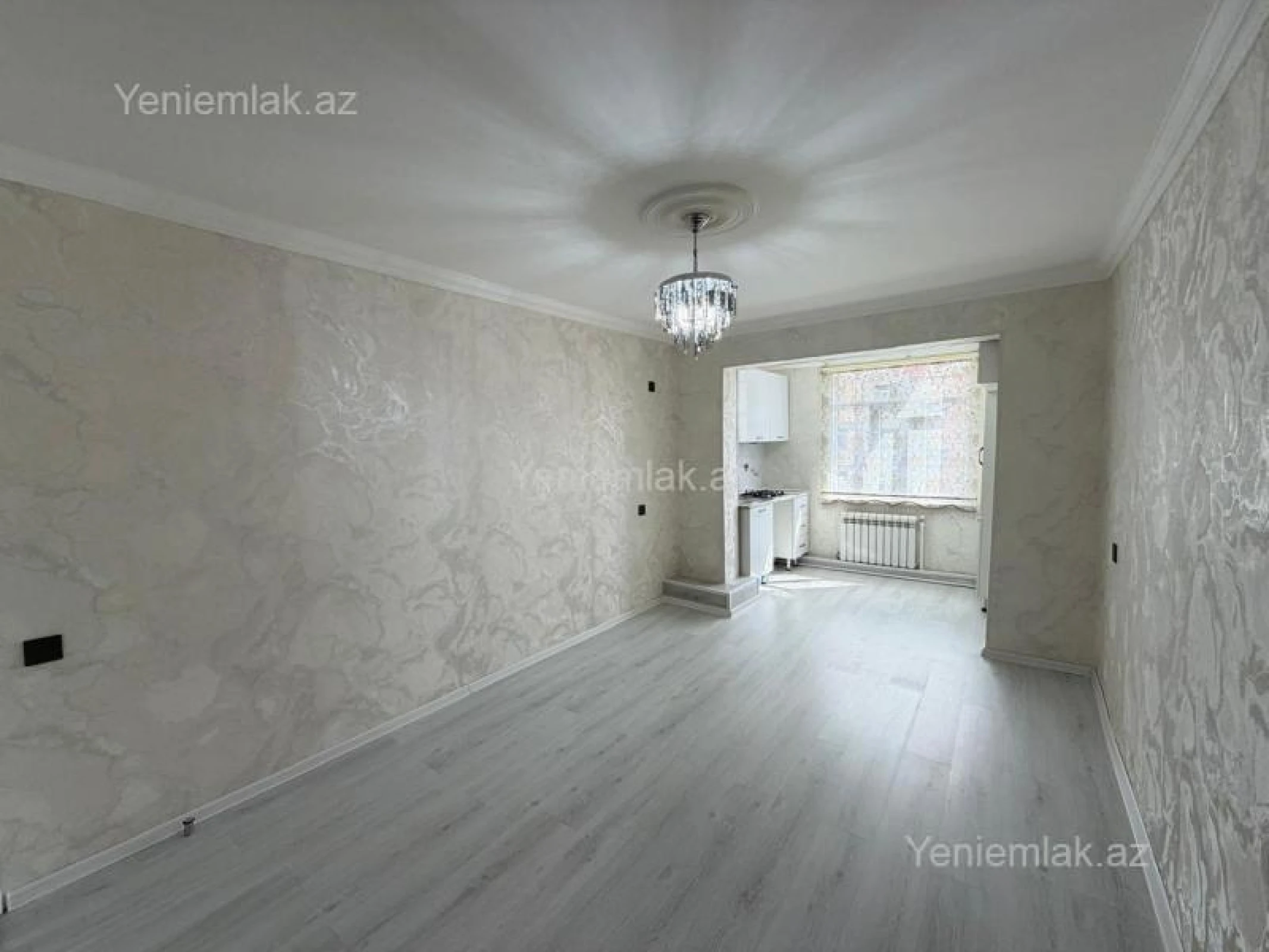 Satılır 2 otaqlı köhnə tikili 40 m²