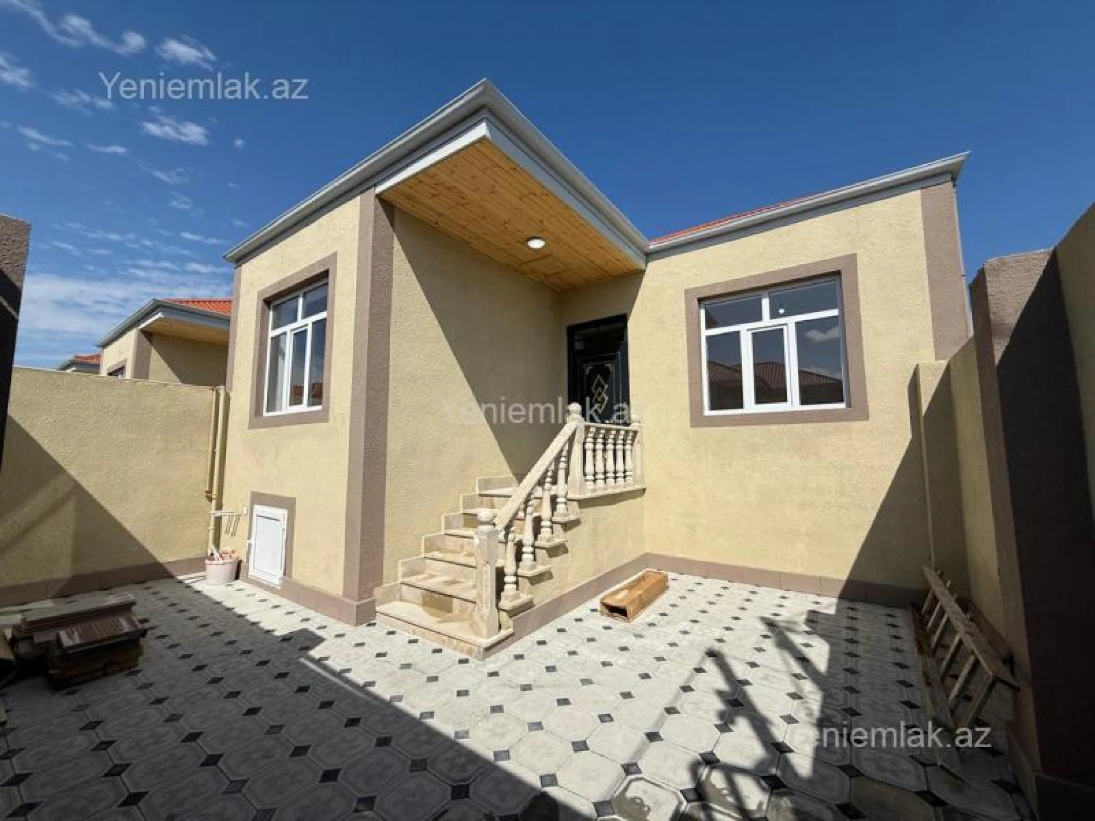 Satılır 3 otaqlı həyət evi 100 m²