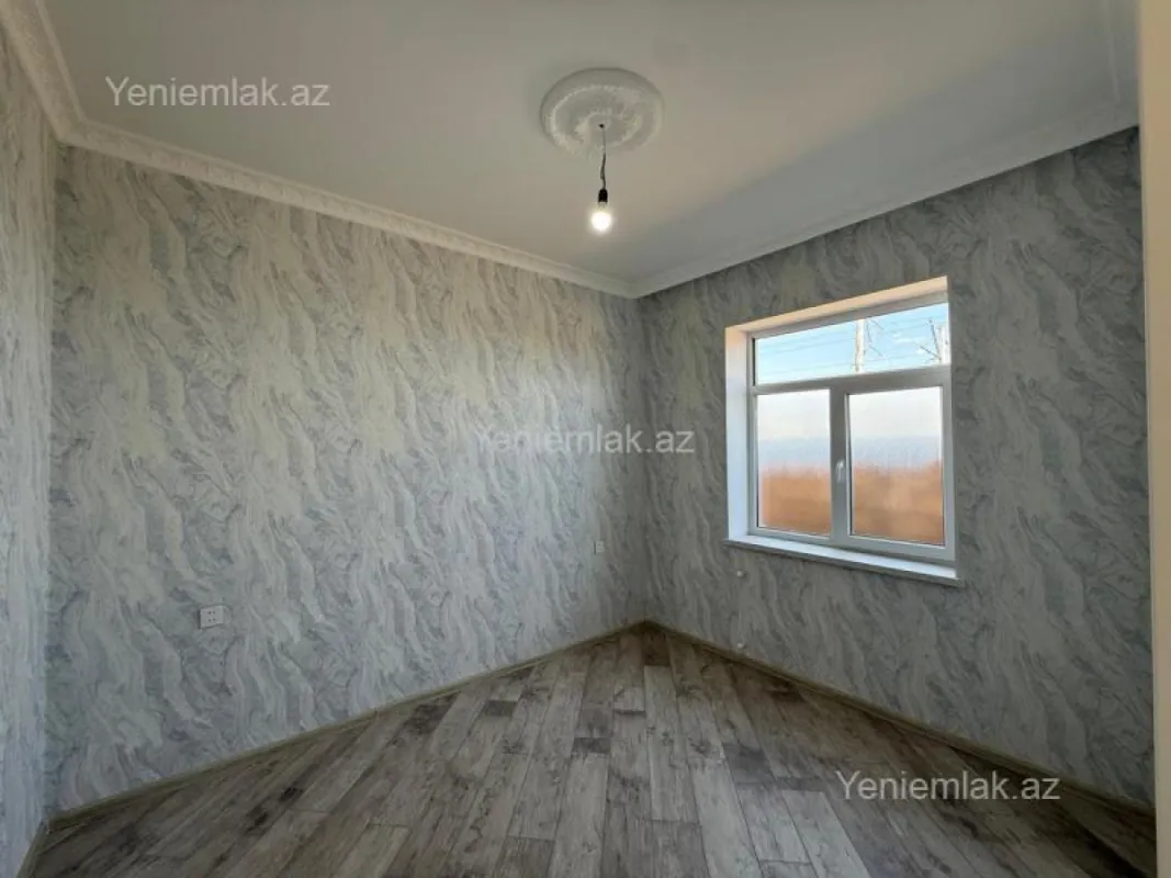 Satılır 3 otaqlı həyət evi 100 m²