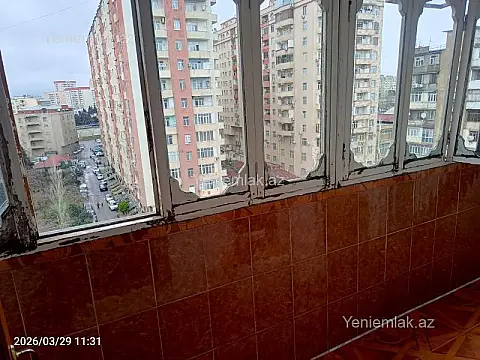 Satılır 3 otaqlı köhnə tikili 80 m²