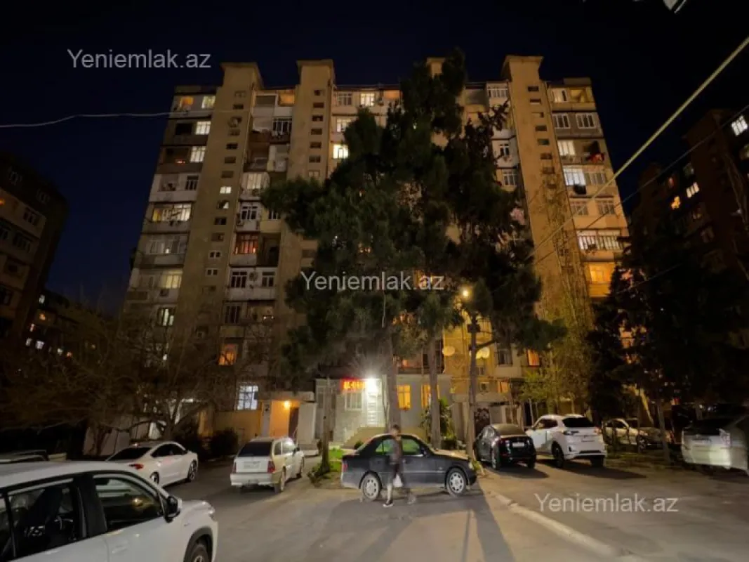 Satılır 3 otaqlı köhnə tikili 80 m²