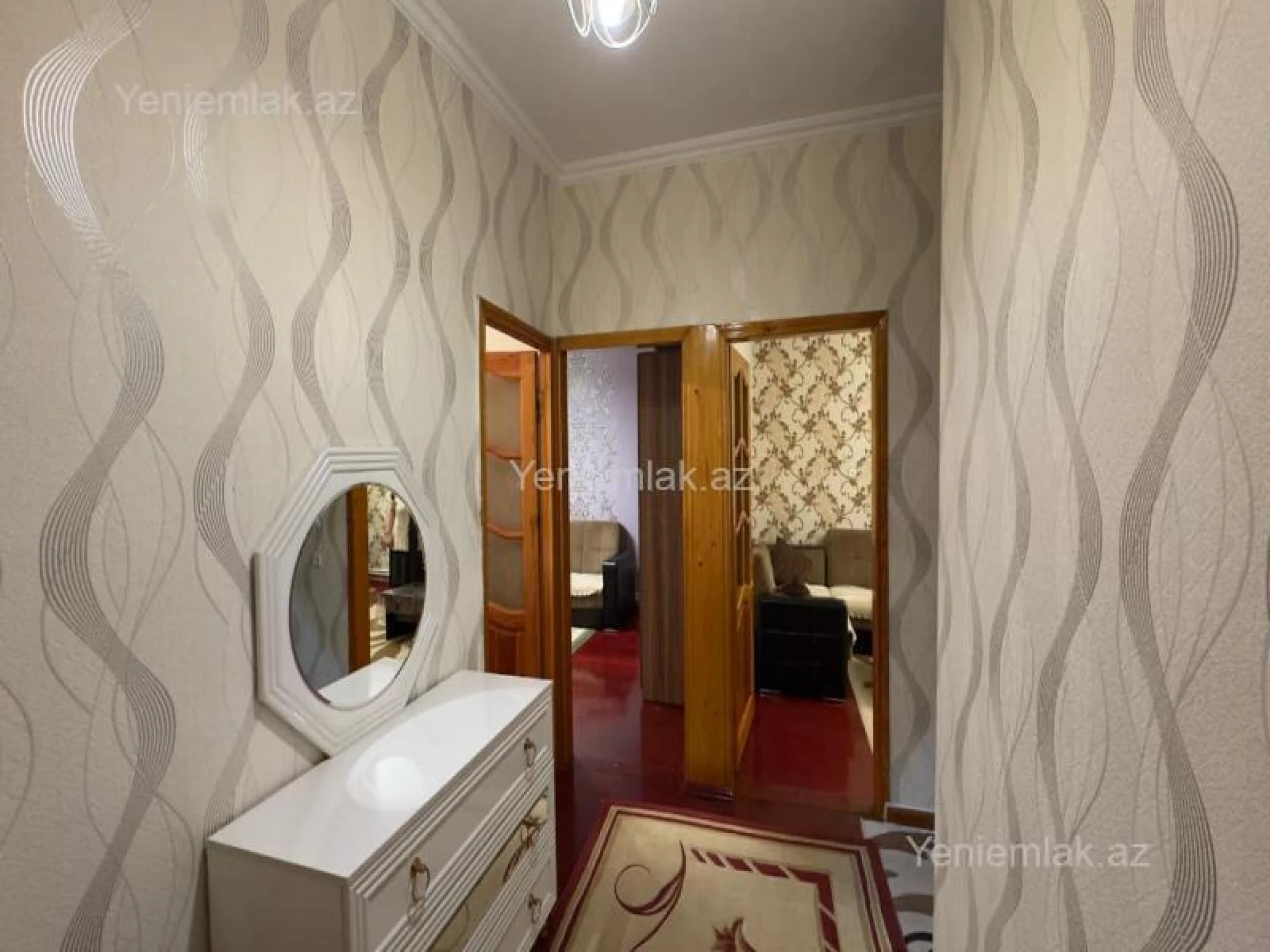 Satılır 3 otaqlı köhnə tikili 80 m²