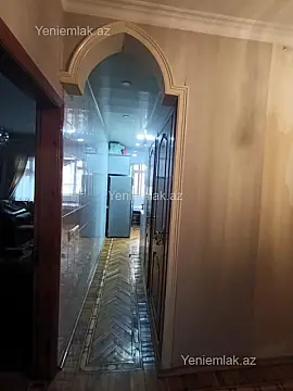 Satılır 5 otaqlı köhnə tikili 120 m²