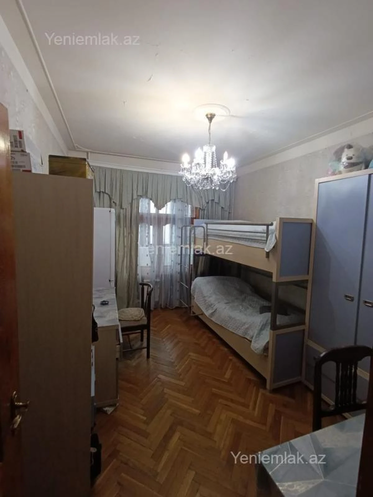 Satılır 5 otaqlı köhnə tikili 120 m²