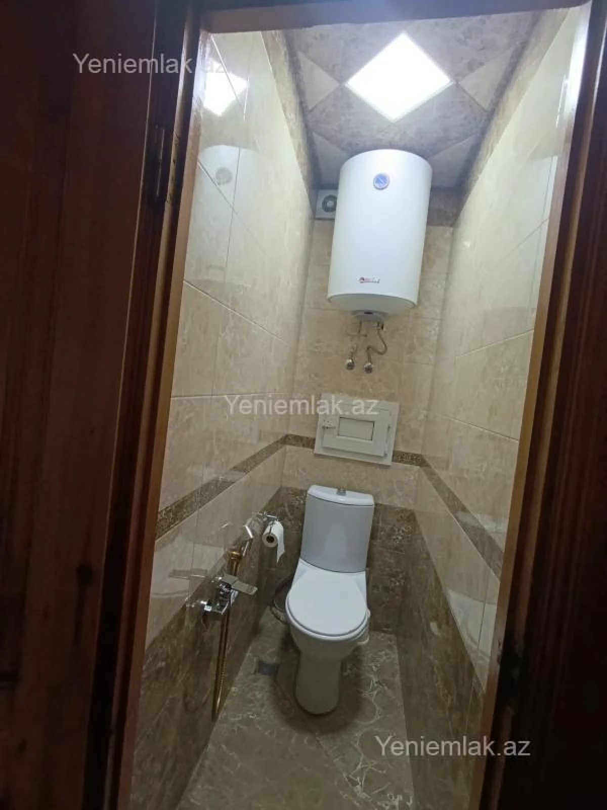 Satılır 5 otaqlı köhnə tikili 120 m²