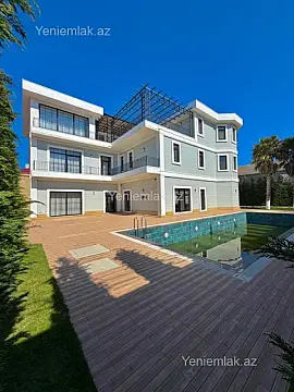 Satılır 9 otaqlı həyət evi 2000 m²