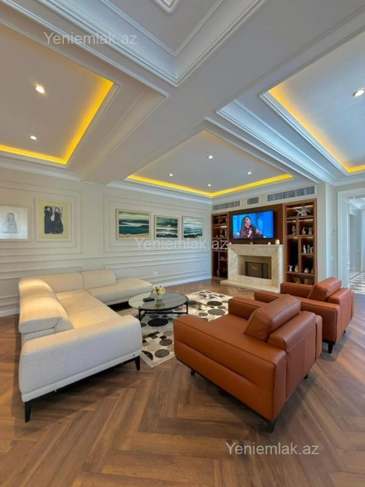 Satılır 9 otaqlı həyət evi 2000 m²