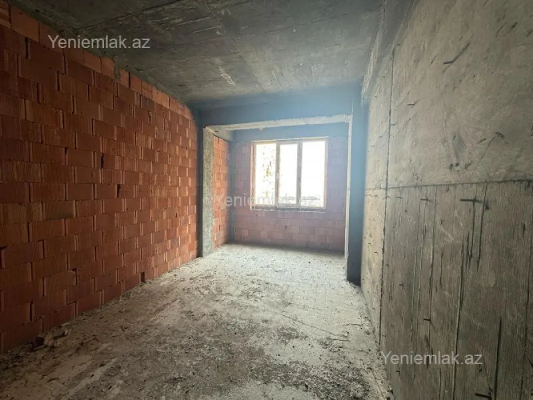 Satılır 3 otaqlı yeni tikili 120 m²