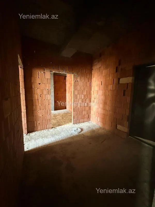 Satılır 3 otaqlı yeni tikili 120 m²