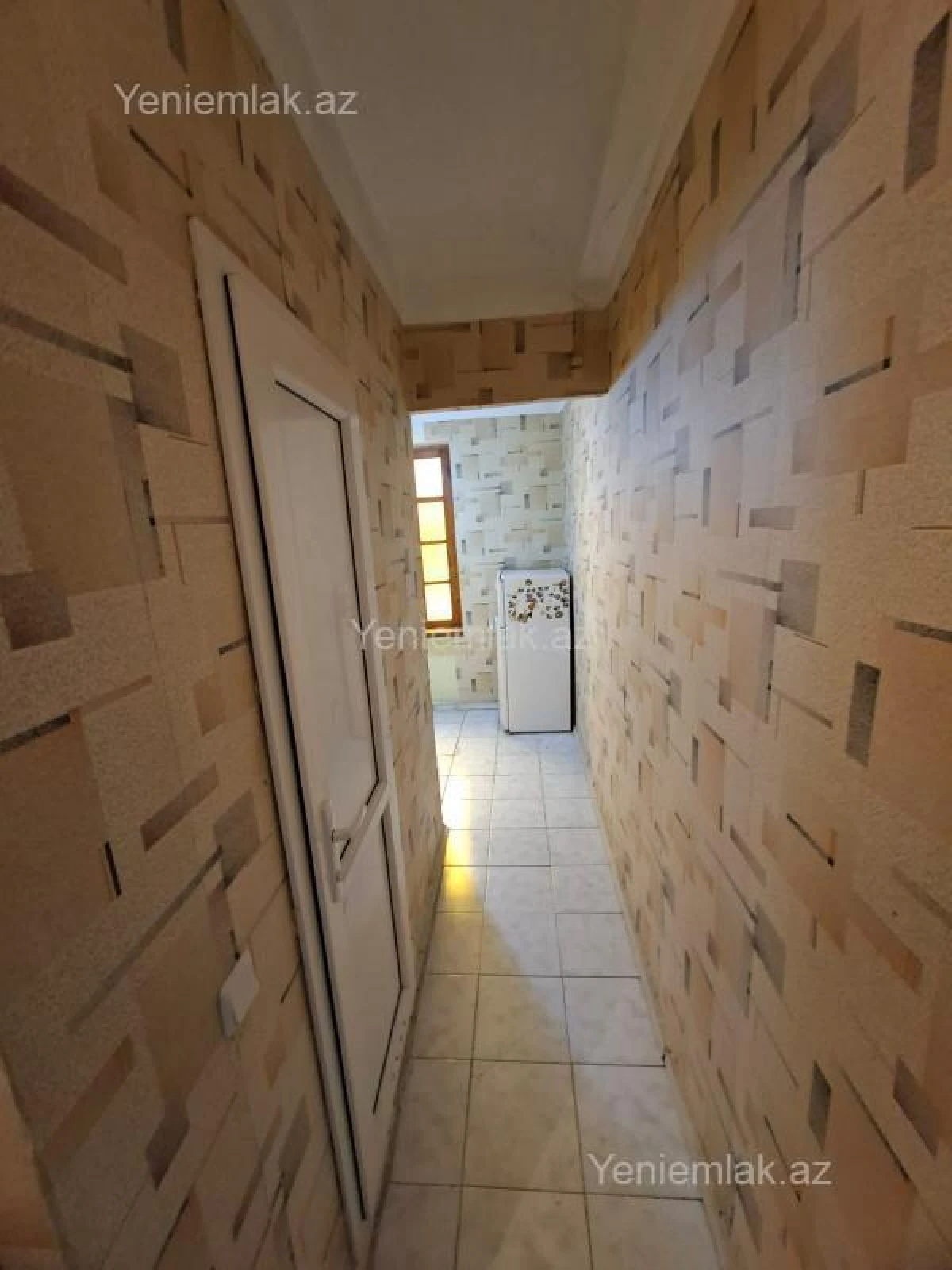 Satılır 1 otaqlı köhnə tikili 35 m²