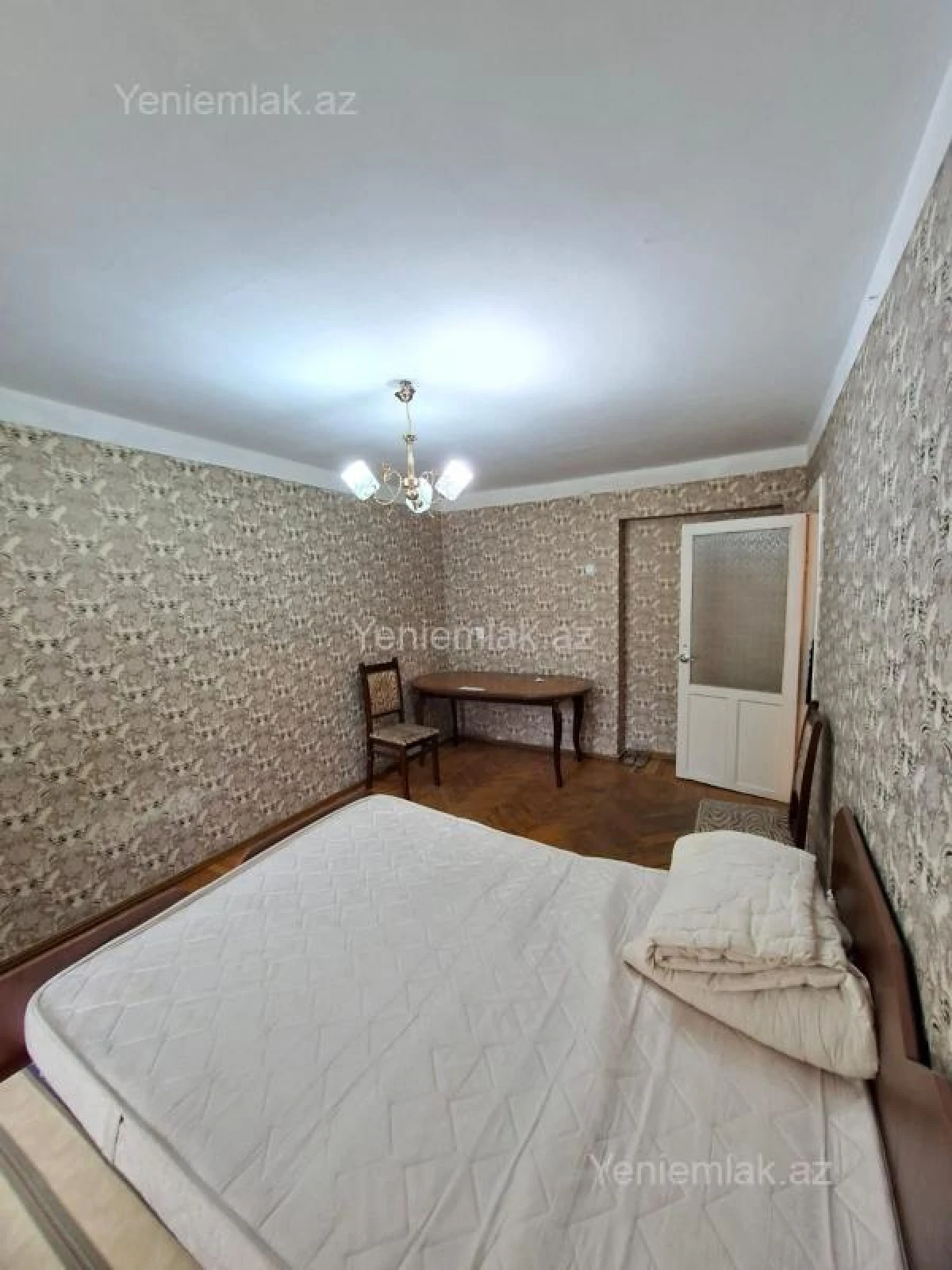 Satılır 1 otaqlı köhnə tikili 35 m²