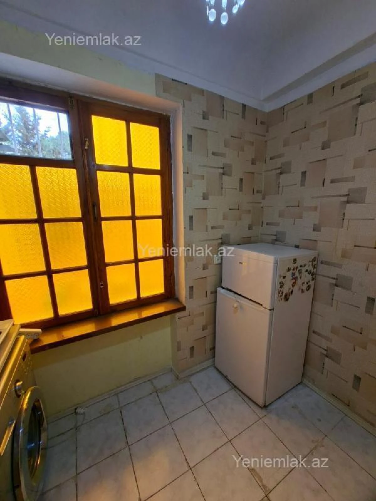 Satılır 1 otaqlı köhnə tikili 35 m²