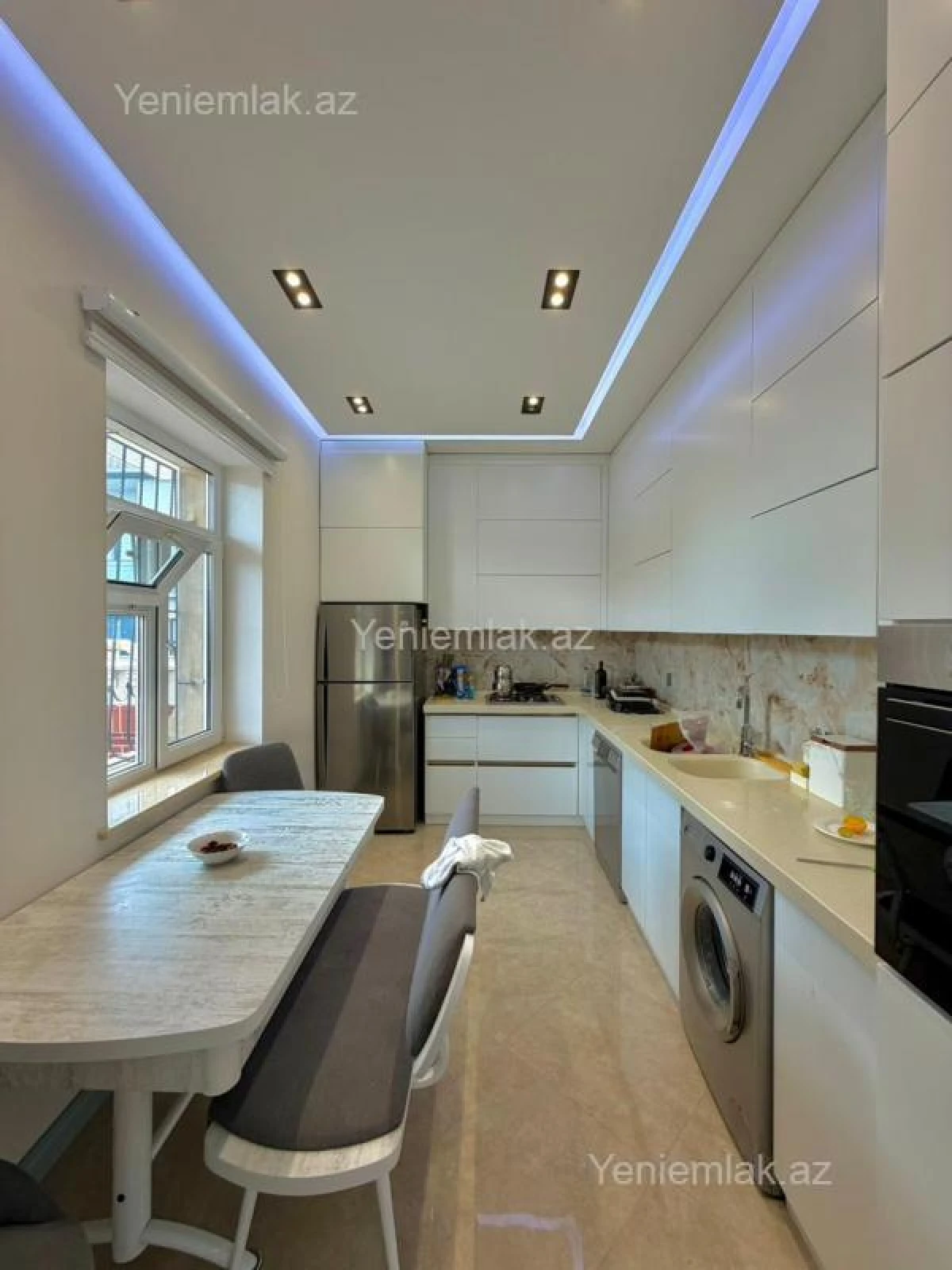 Satılır 4 otaqlı həyət evi 160 m²