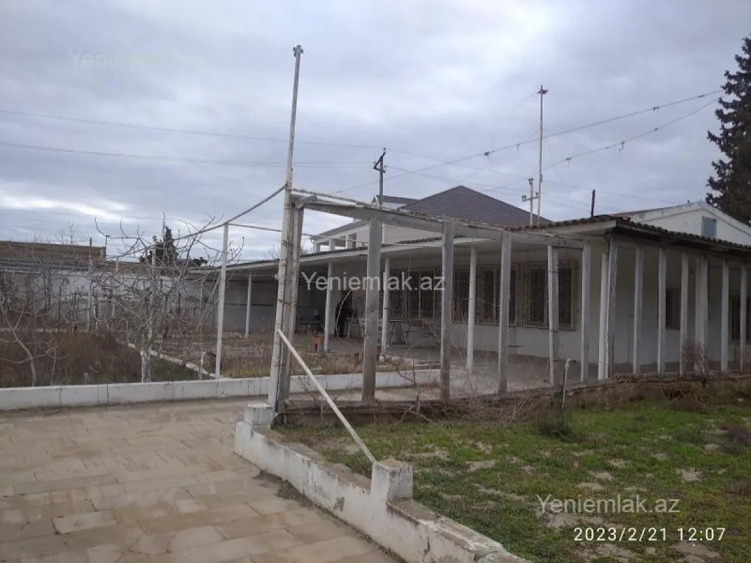 Satılır 4 otaqlı həyət evi 120 m²