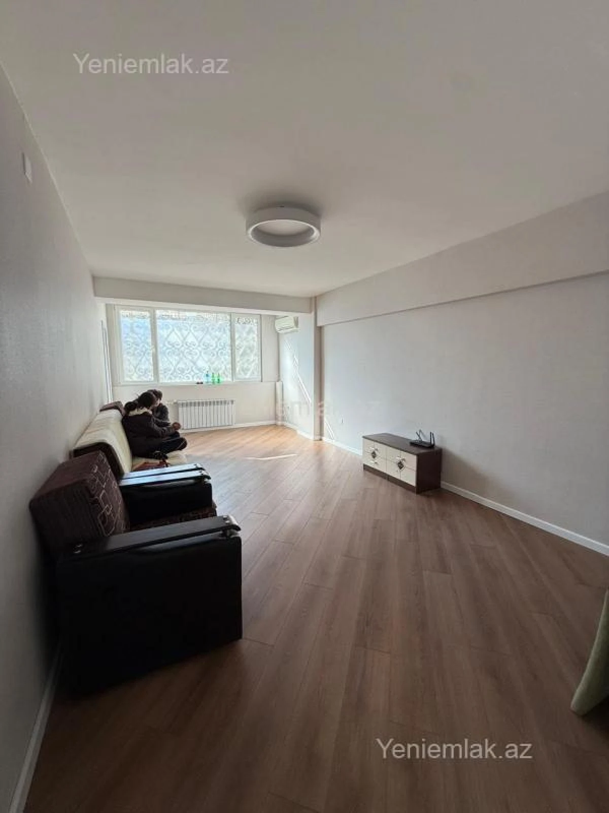 Satılır 2 otaqlı köhnə tikili 65 m²