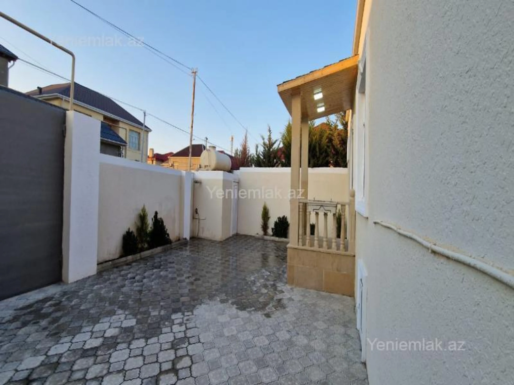 Satılır 4 otaqlı həyət evi 156 m²