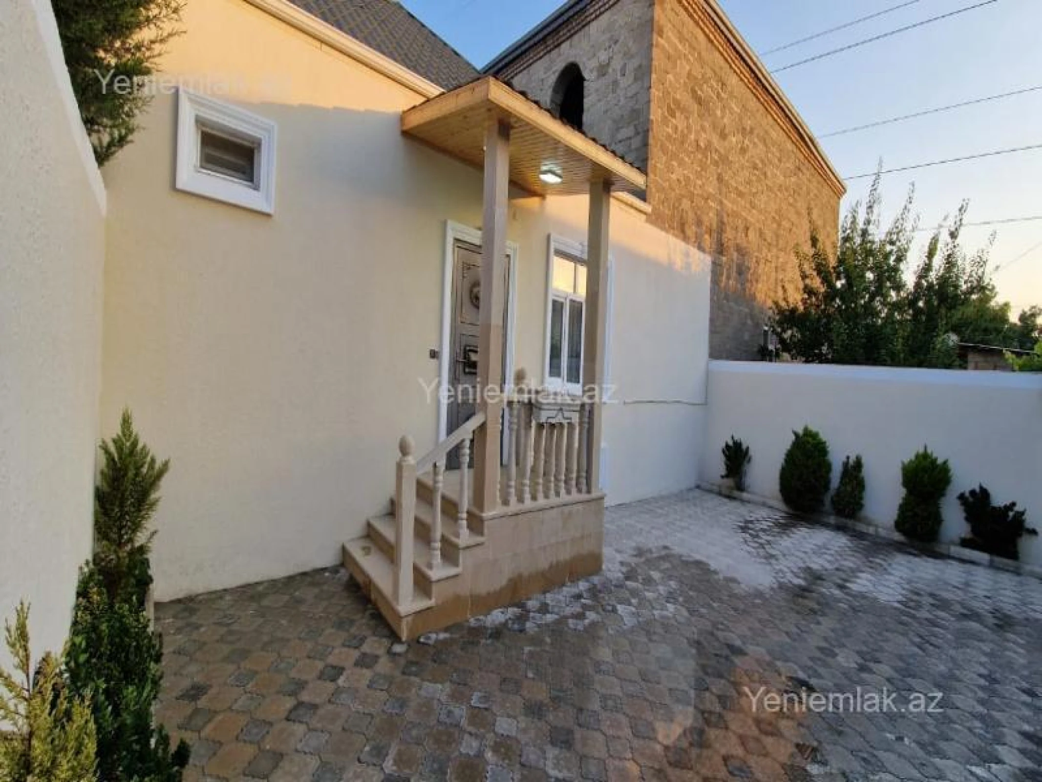 Satılır 4 otaqlı həyət evi 156 m²