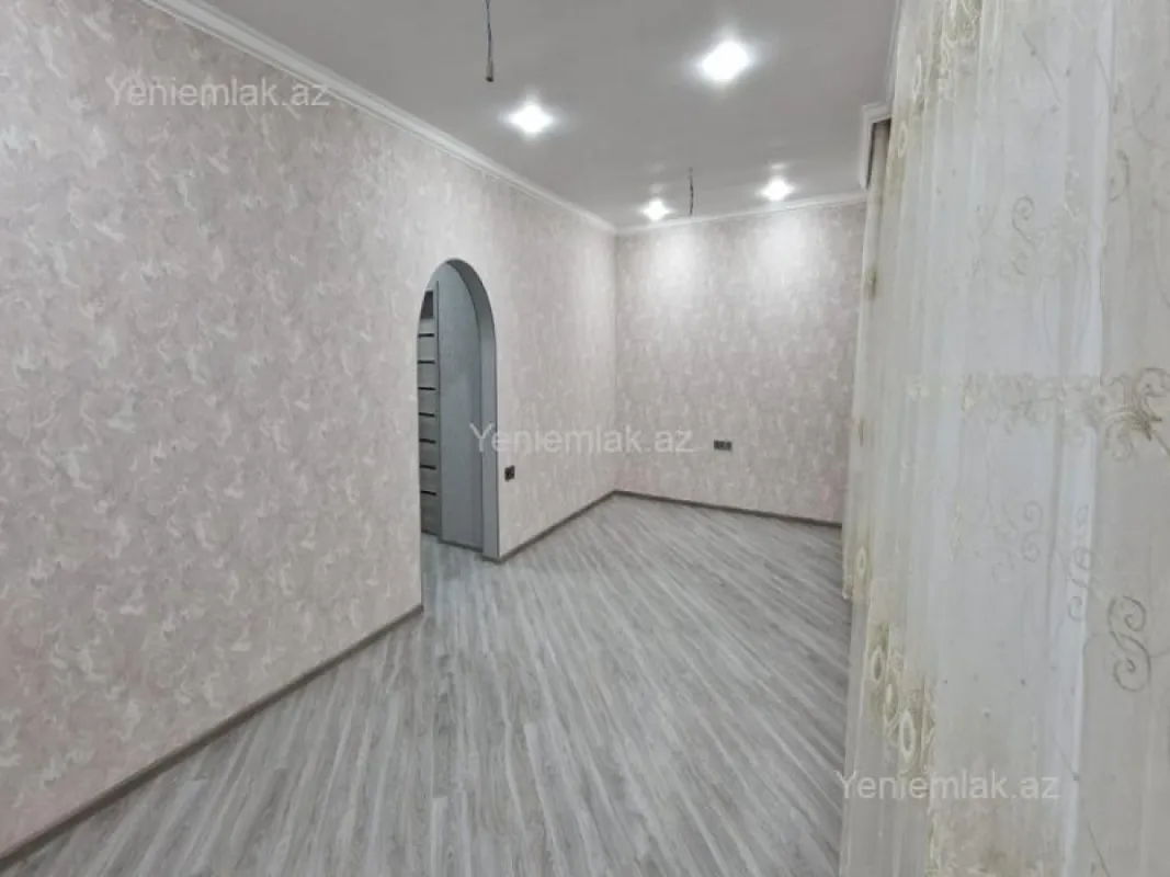 Satılır 4 otaqlı həyət evi 156 m²