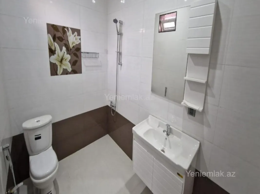 Satılır 4 otaqlı həyət evi 156 m²