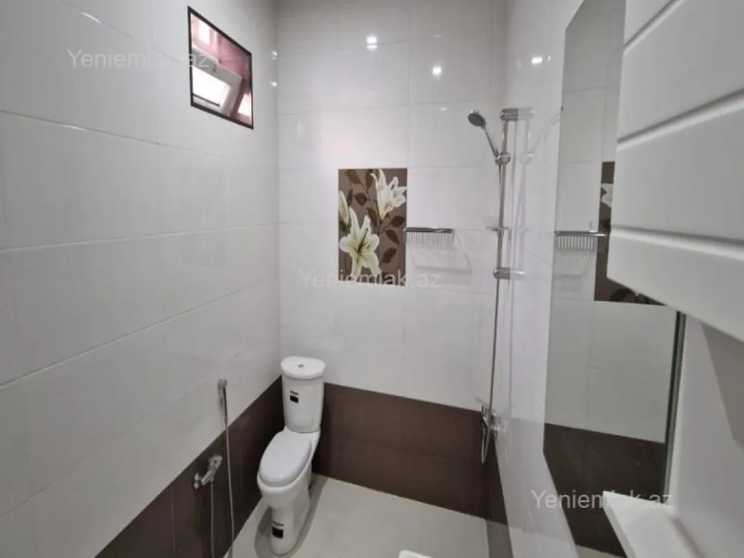 Satılır 4 otaqlı həyət evi 156 m²