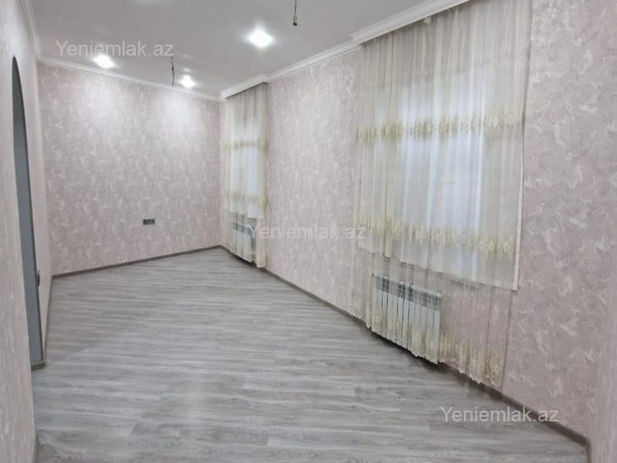 Satılır 4 otaqlı həyət evi 156 m²