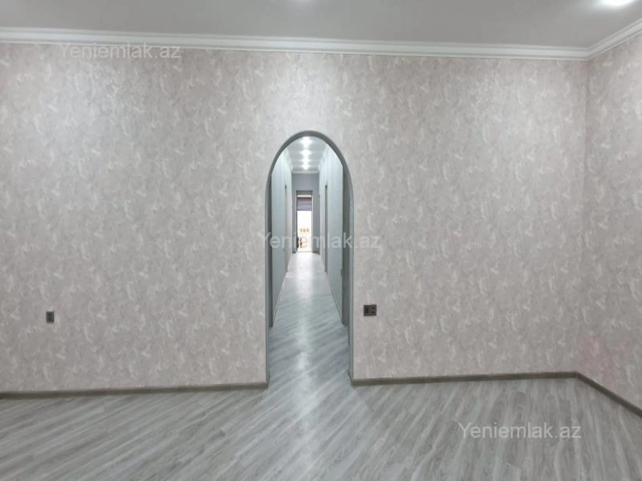 Satılır 4 otaqlı həyət evi 156 m²