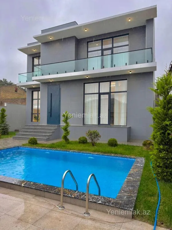 Satılır 5 otaqlı həyət evi 250 m²