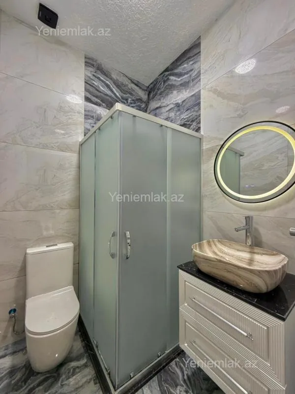 Satılır 4 otaqlı həyət evi 180 m²