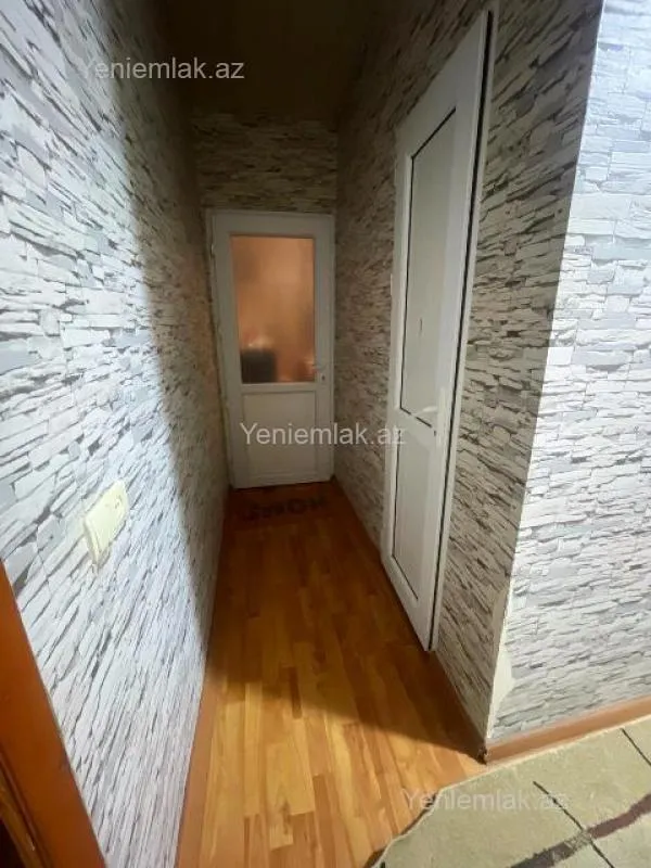 Satılır 2 otaqlı köhnə tikili 50 m²
