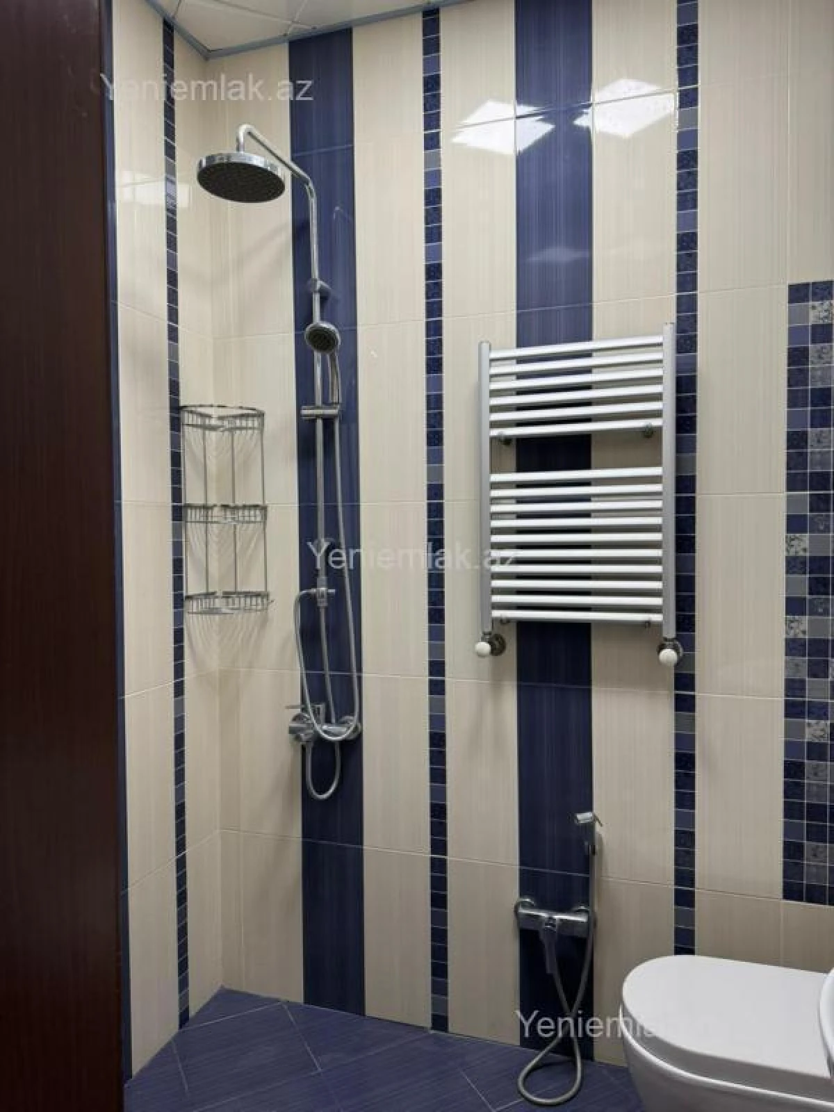 Satılır 6 otaqlı həyət evi 207 m²