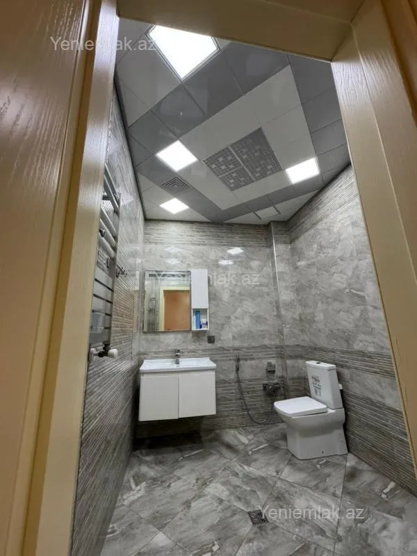 Satılır 6 otaqlı həyət evi 207 m²