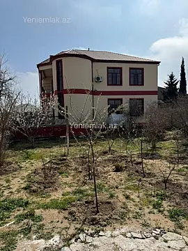 Satılır 6 otaqlı həyət evi 207 m²