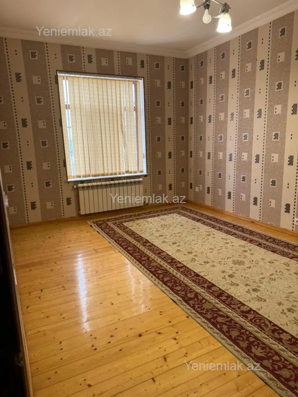 Satılır 6 otaqlı həyət evi 207 m²