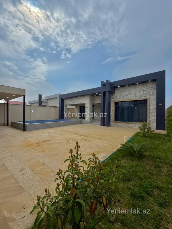 Satılır 4 otaqlı həyət evi 170 m²