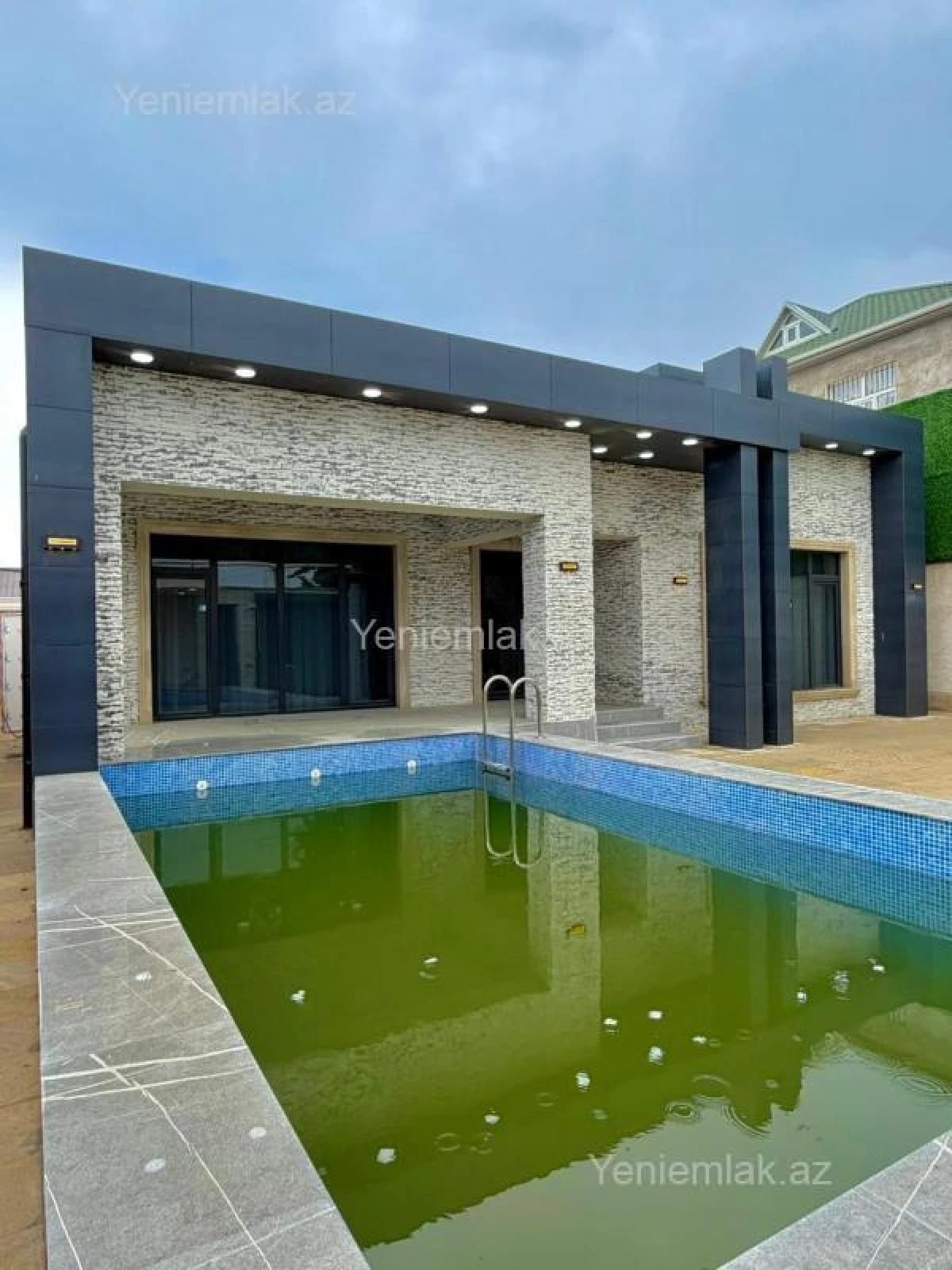 Satılır 4 otaqlı həyət evi 170 m²