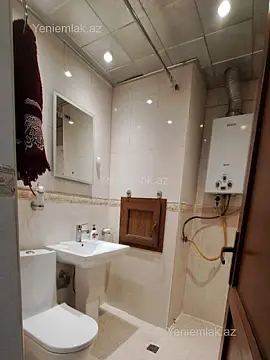 Satılır 2 otaqlı köhnə tikili 65 m²