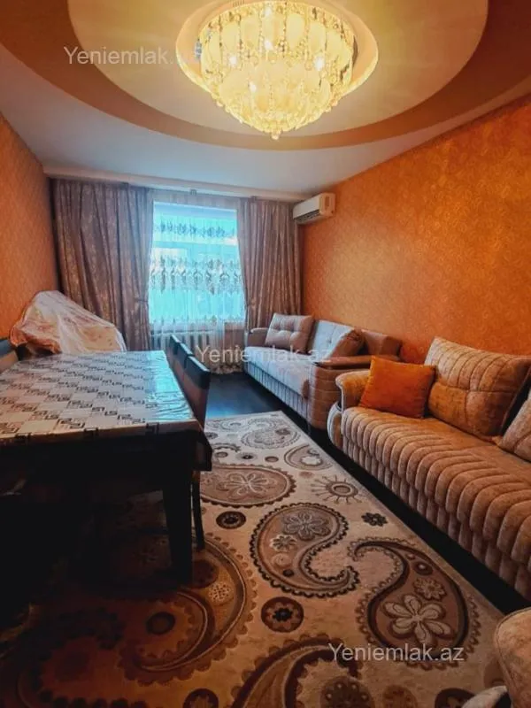 Satılır 2 otaqlı köhnə tikili 65 m²