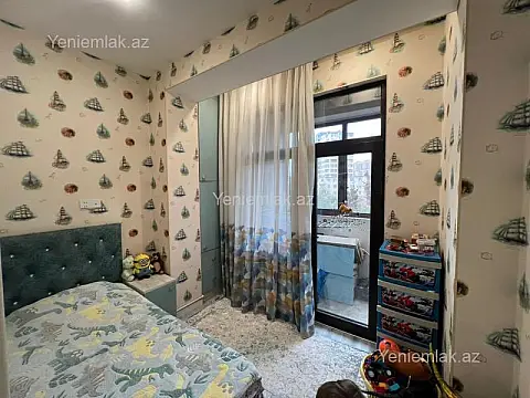 Satılır 2 otaqlı yeni tikili 60 m²