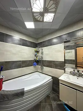 Satılır 4 otaqlı yeni tikili 145 m²