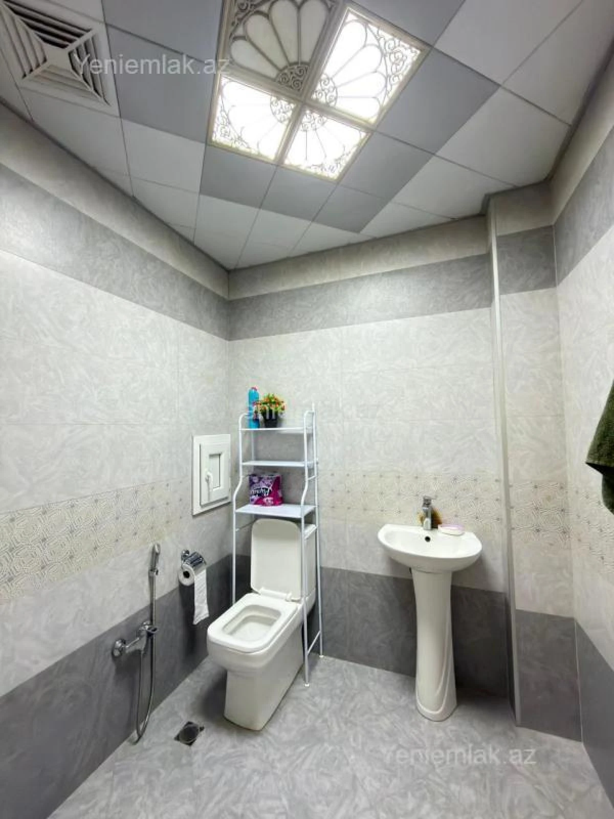 Satılır 4 otaqlı yeni tikili 145 m²