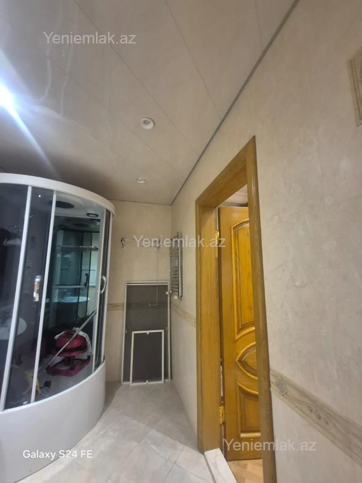 Satılır 3 otaqlı yeni tikili 135 m²